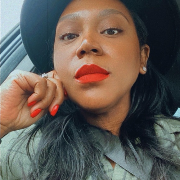 Meet your Posher, Bianca💋 - Picture 4 of 4